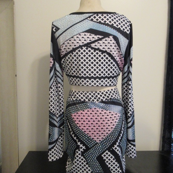 ✨BUNDLE✨Iridescent Mini Dress and Banjul Crystal Two Piece Set - Picture 10 of 13